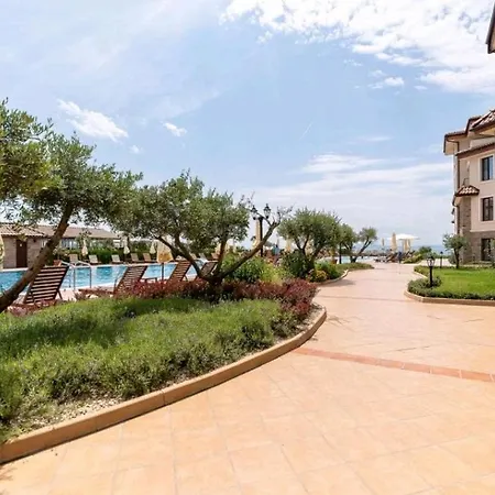 Moderna Apartment in Burgas Beach Resort Apartment *